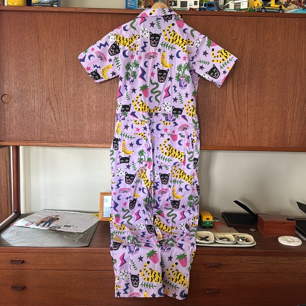 Nooworks Coveralls by Amy Hastings. Fun and dynamic patterns. Size Medium. NWT. - Picture 12 of 15